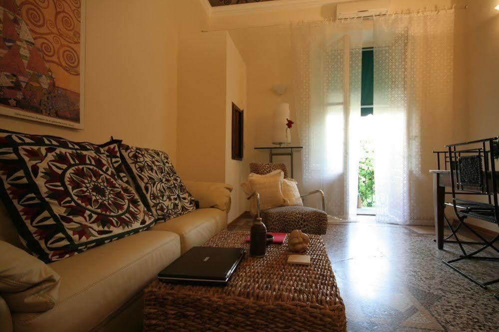 B&B Emily'S Rooms Firenze Eksteriør billede